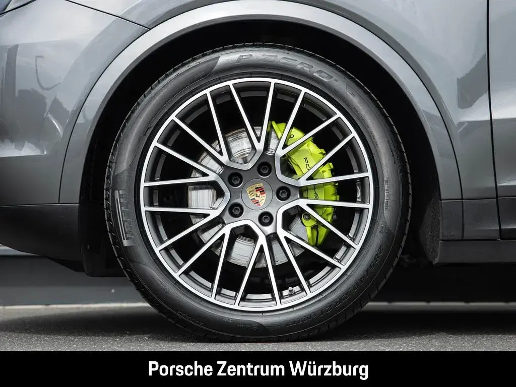 Gebraucht Porsche Cayenne 462 PS (339 kW) 2021 Grau SUV