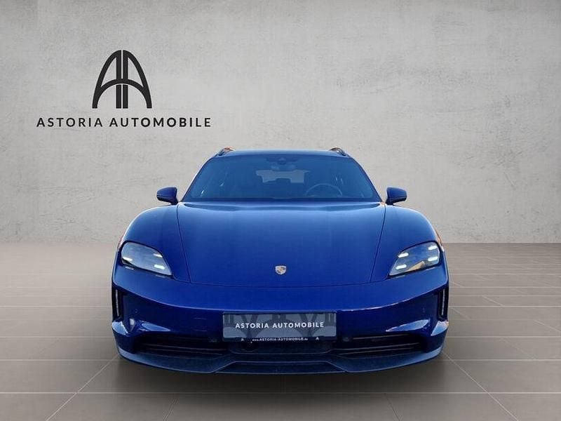 Gebraucht Porsche Taycan 439 kW (598 PS) 2024 Enzianblaumetallic Kombi