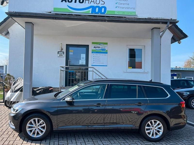 Gebraucht VW Passat Comfortline 150 PS (110 kW) 2017 Grau Kombi