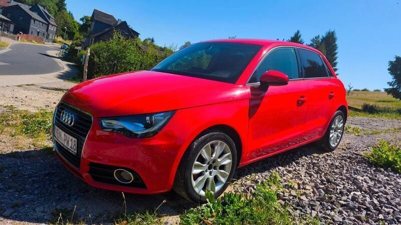 Rot Gebraucht 2014 Audi A1 Sportback Ambition Kleinwagen | 8.900 € (Guter Preis) - Bild 1/4