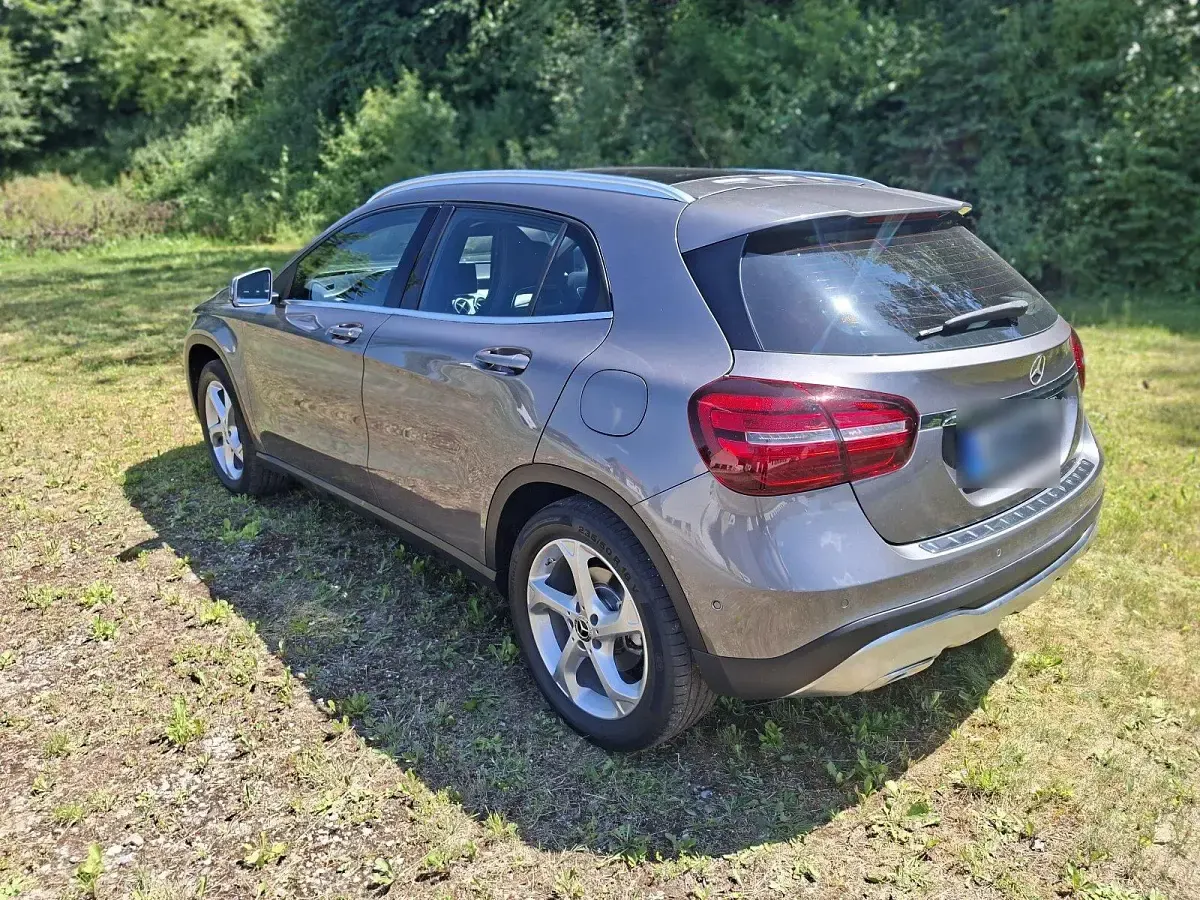 Gebraucht Mercedes GLA200 156 PS (114 kW) 2019 SUV