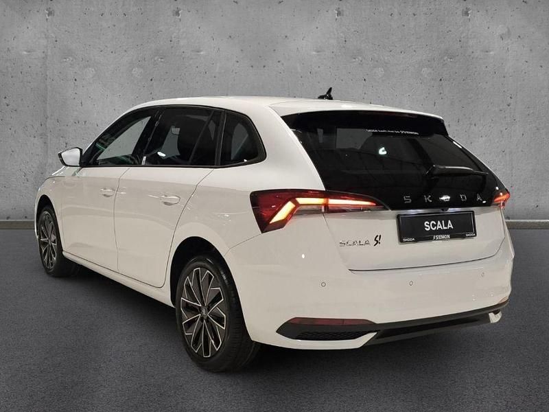 Neu Skoda Scala Selection 150 PS (110 kW) 2025 Schwarz Kleinwagen