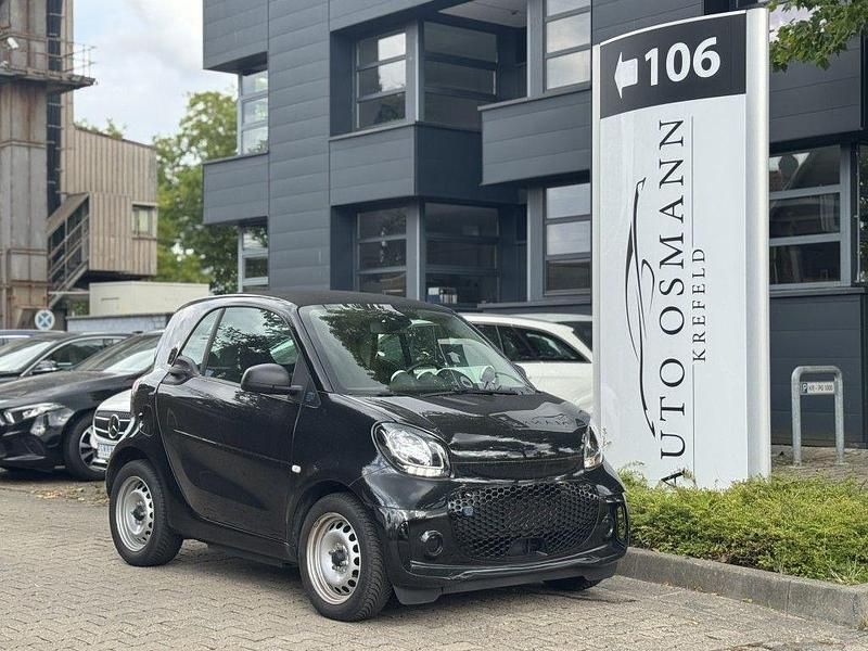 Schwarz Gebraucht 2020 Smart ForTwo Electric Drive Coupé | 9.949 € (Fairer Preis) - Bild 1/3