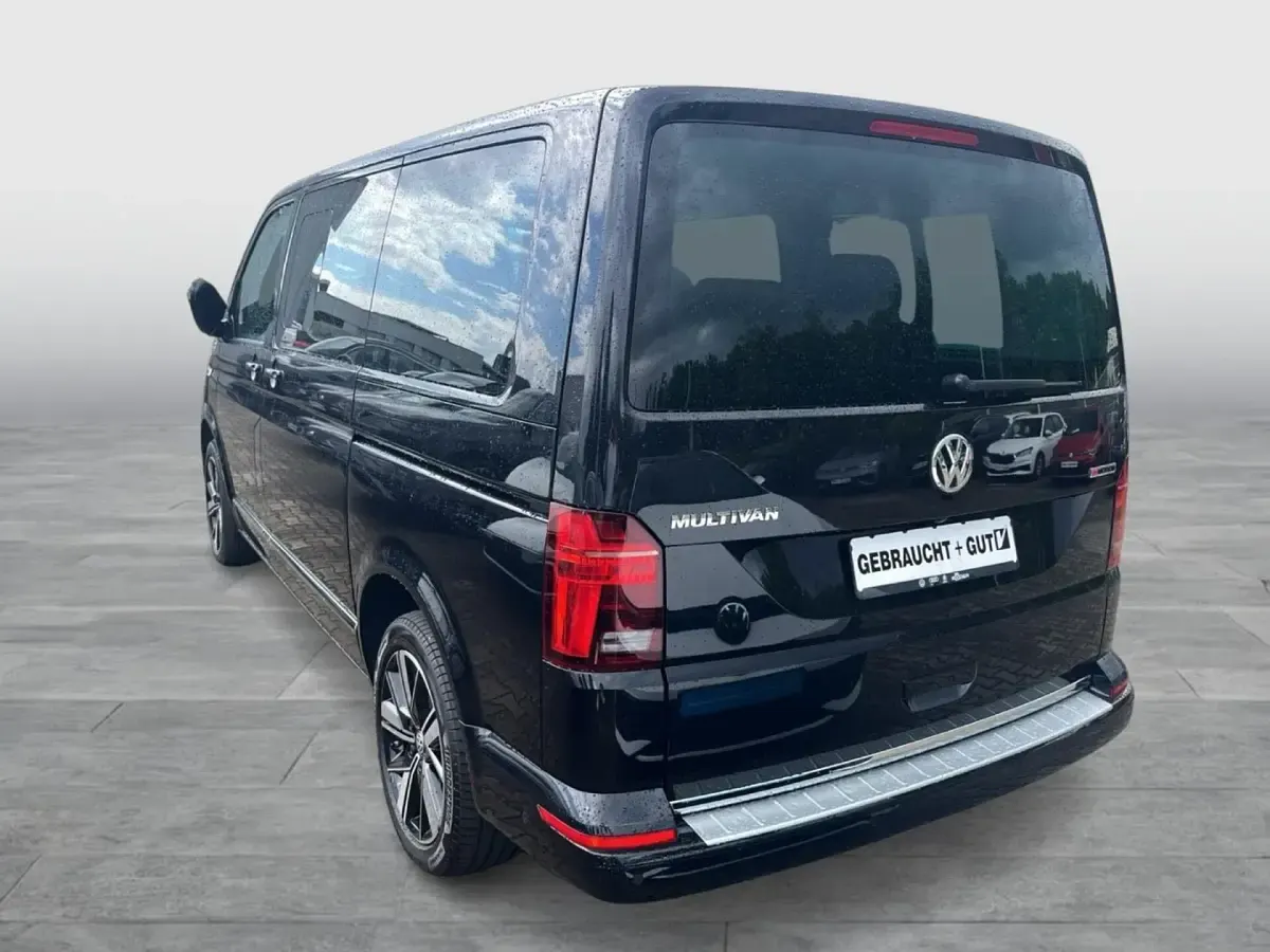 Gebraucht VW Multivan Highline 204 PS (150 kW) 2022 Van / Kleinbus