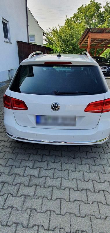 Gebraucht VW Passat 160 PS (117 kW) 2011 Weiß Kombi