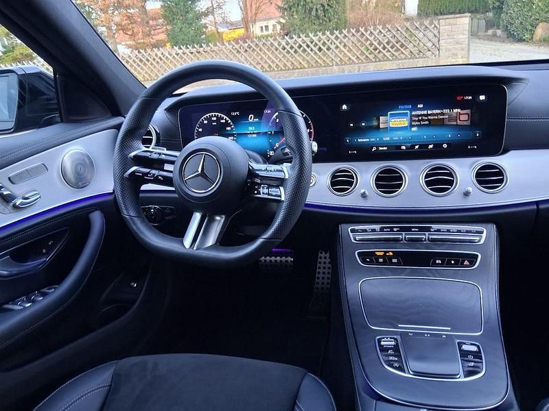 Gebraucht Mercedes E220 AMG 200 PS (147 kW) 2023 Graphitgrau (metallic) Kombi