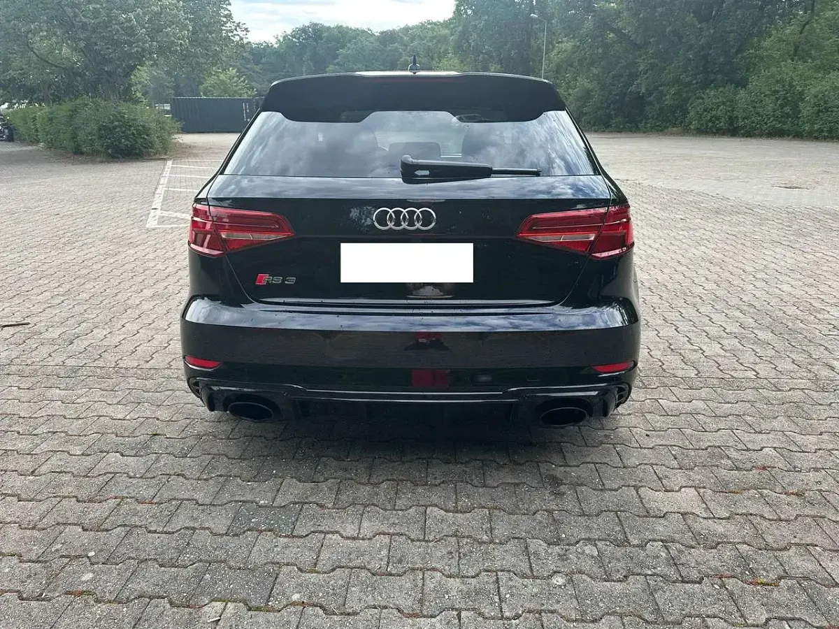 Gebraucht Audi RS3 Sportback 400 PS (294 kW) 2018 Schwarz Kleinwagen