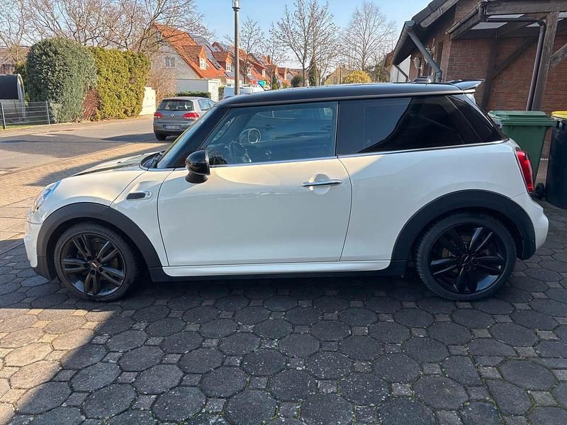 Usado Mini Cooper 136 HP (100 kW) 2016 Branco Citadino