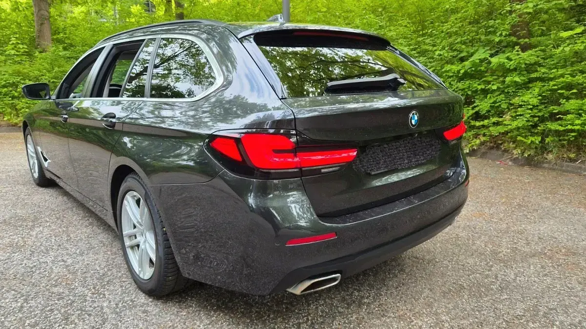 Używany BMW 520 190 KM (139 kW) 2020 Szary Kombi