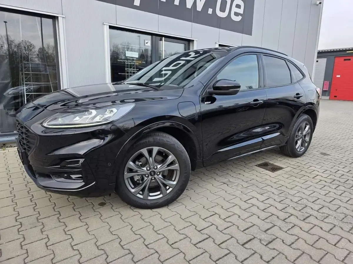 Gebraucht Ford Kuga ST-Line X 224 PS (164 kW) 2024 Obsidianschwarz metallic SUV