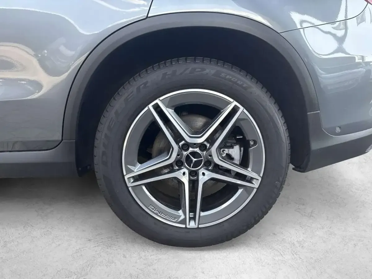 Gebraucht Mercedes GLC400d AMG 330 PS (242 kW) 2021 Grau SUV