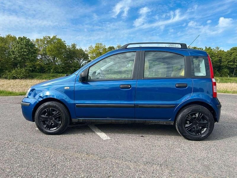 Używany Fiat Panda Dynamic 60 KM (44 kW) 2004 Niebieski Hatchback