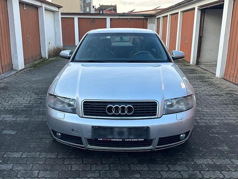 Silber Gebraucht 2003 Audi A4 Limousine | 1.450 € (Fairer Preis) - Bild 1/4
