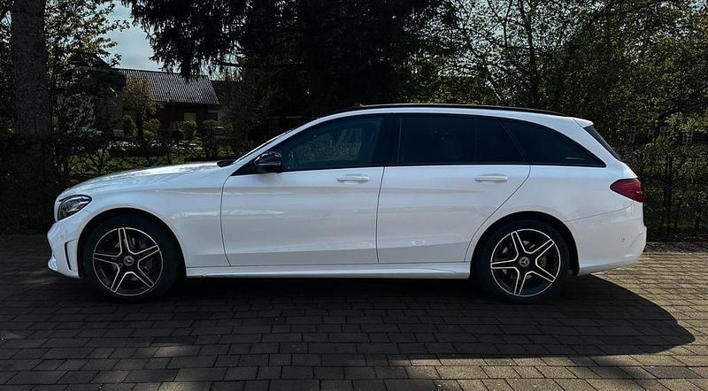 Gebraucht Mercedes C220 194 PS (142 kW) 2021 Weiß Limousine