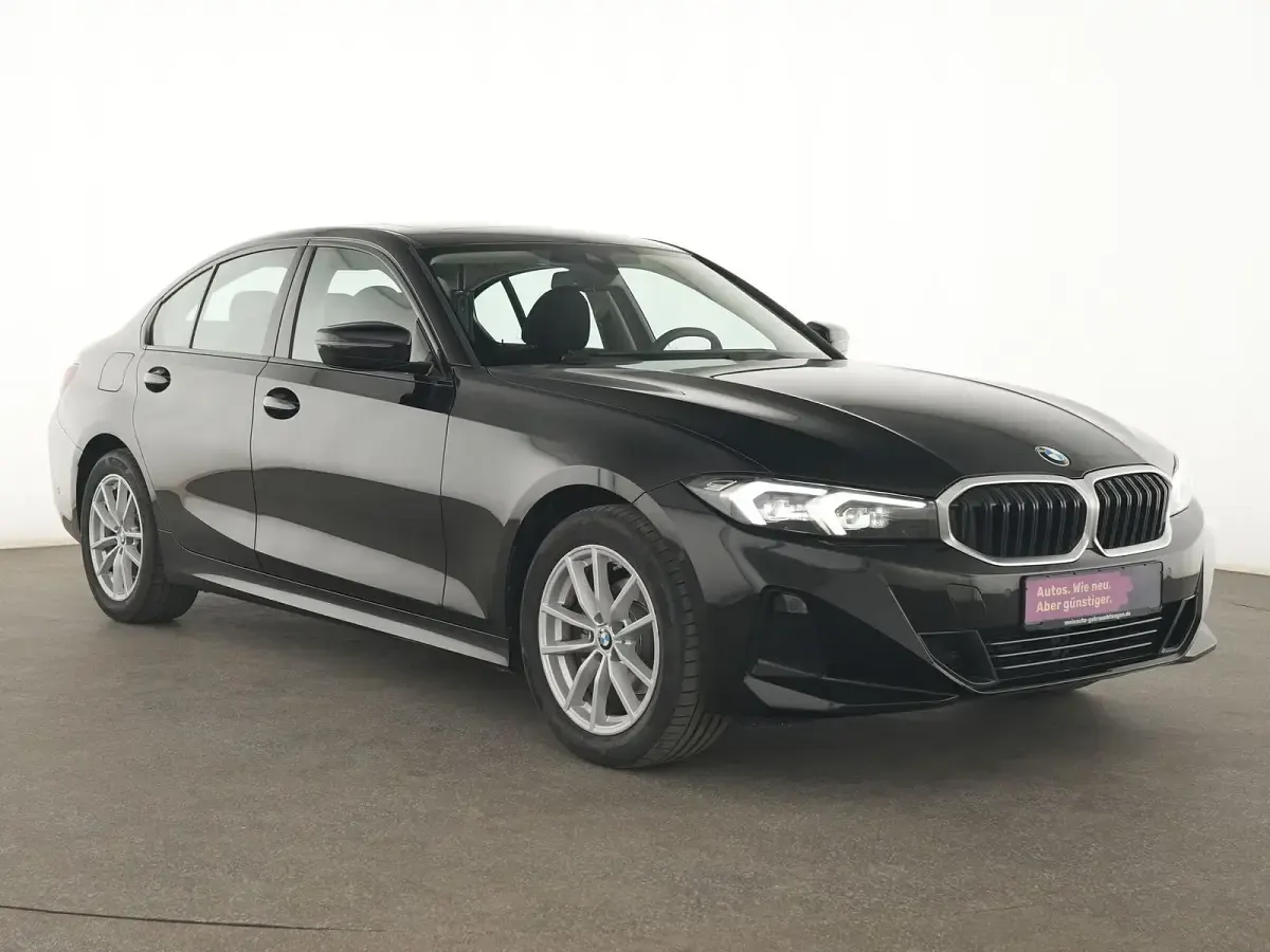 Gebraucht BMW 318 Sport Line 156 PS (114 kW) 2025 Schwarz ii Limousine