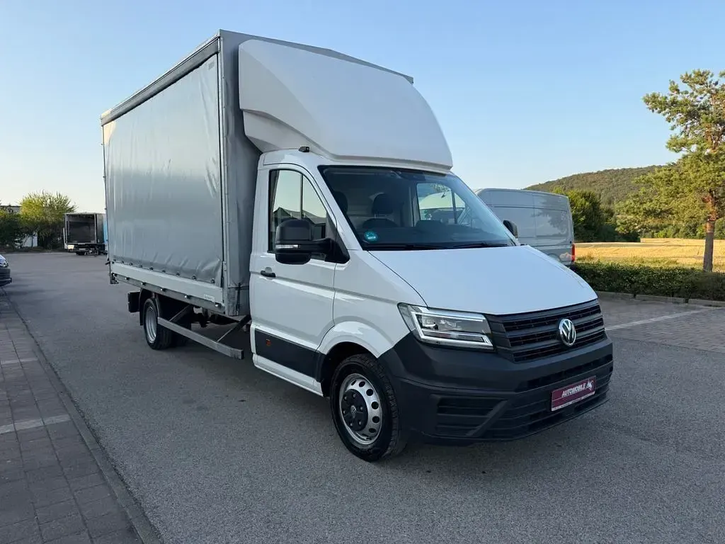 Gebraucht VW Crafter 163 PS (119 kW) 2024 Weiß Van