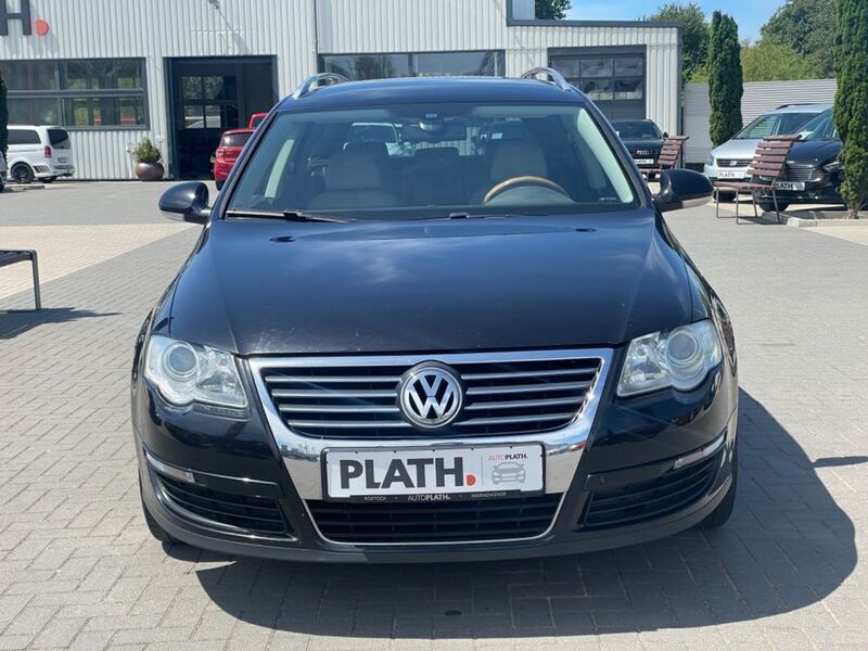 Gebraucht VW Passat Highline 140 PS (102 kW) 2010 Schwarz Kombi