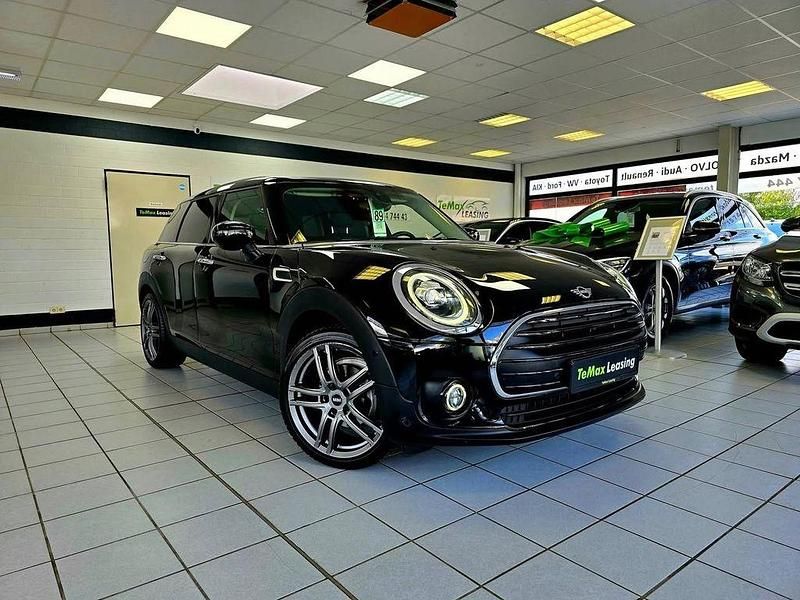 Schwarz Gebraucht 2020 Mini One D Clubman Kombi | 23.999 € - Bild 1/4