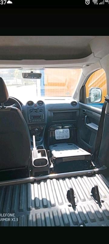 Gebraucht VW Caddy 102 PS (75 kW) 2010 Silber Van / Kleinbus