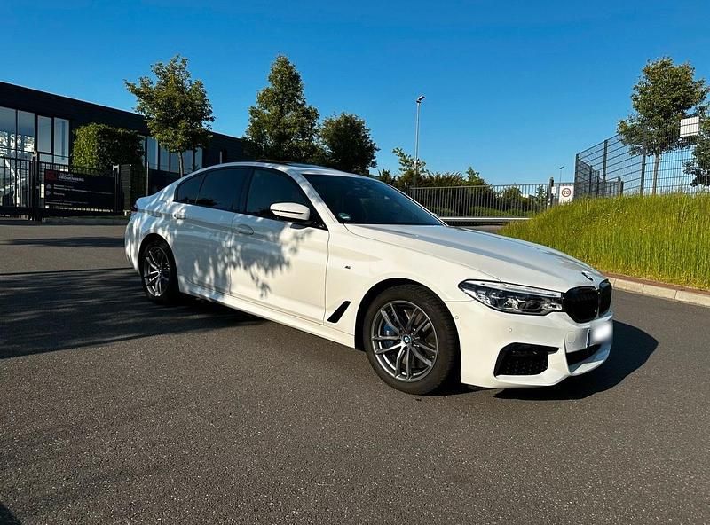 Gebraucht BMW 540 Shadowline 340 PS (250 kW) 2018 Weiß Limousine