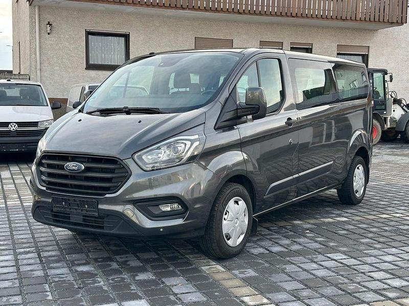 Grau Gebraucht 2019 Ford Transit Trend Kombi | 17.490 € (Etwas zu teuer) - Bild 1/4
