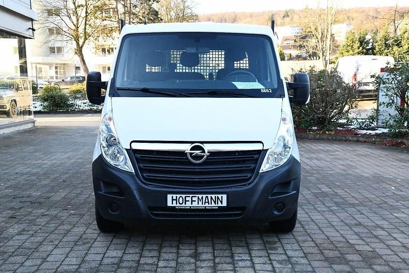 Gebraucht Opel Movano 131 PS (96 kW) 2018 Weiß Van