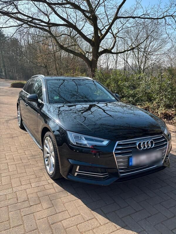 Schwarz Gebraucht 2018 Audi A4 S-Line Kombi | 21.000 € (Fairer Preis) - Bild 1/4