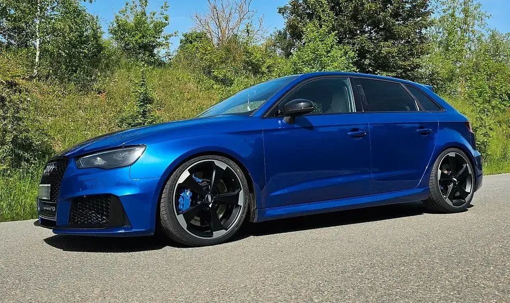 Gebraucht Audi RS3 Sport 367 PS (269 kW) 2016 Blau Limousine