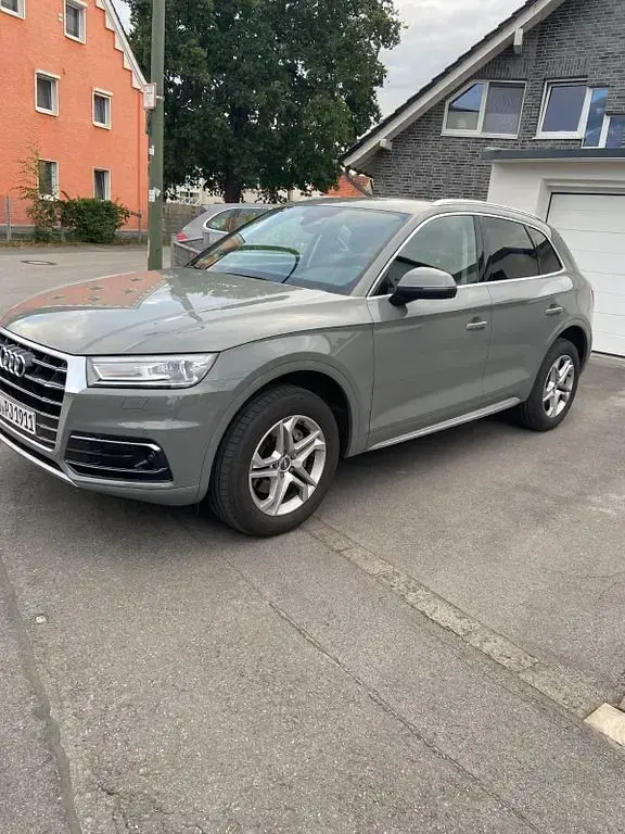 Gebraucht Audi Q5 Design 190 PS (139 kW) 2019 Grau SUV