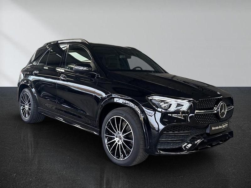 Gebraucht Mercedes GLE400 AMG 330 PS (242 kW) 2023 Schwarz SUV