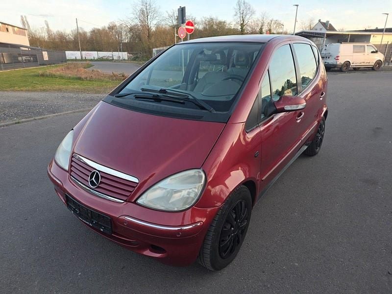 Gebraucht Mercedes A160 Elegance 102 PS (75 kW) 2003 Rot Kleinwagen