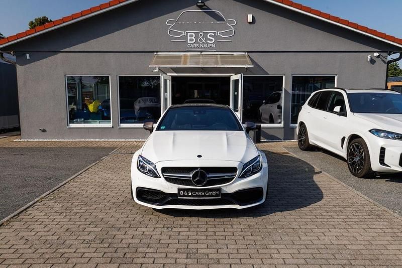 Weiß Gebraucht 2016 Mercedes C63S AMG AMG Coupé | 44.900 € (Guter Preis) - Bild 1/4