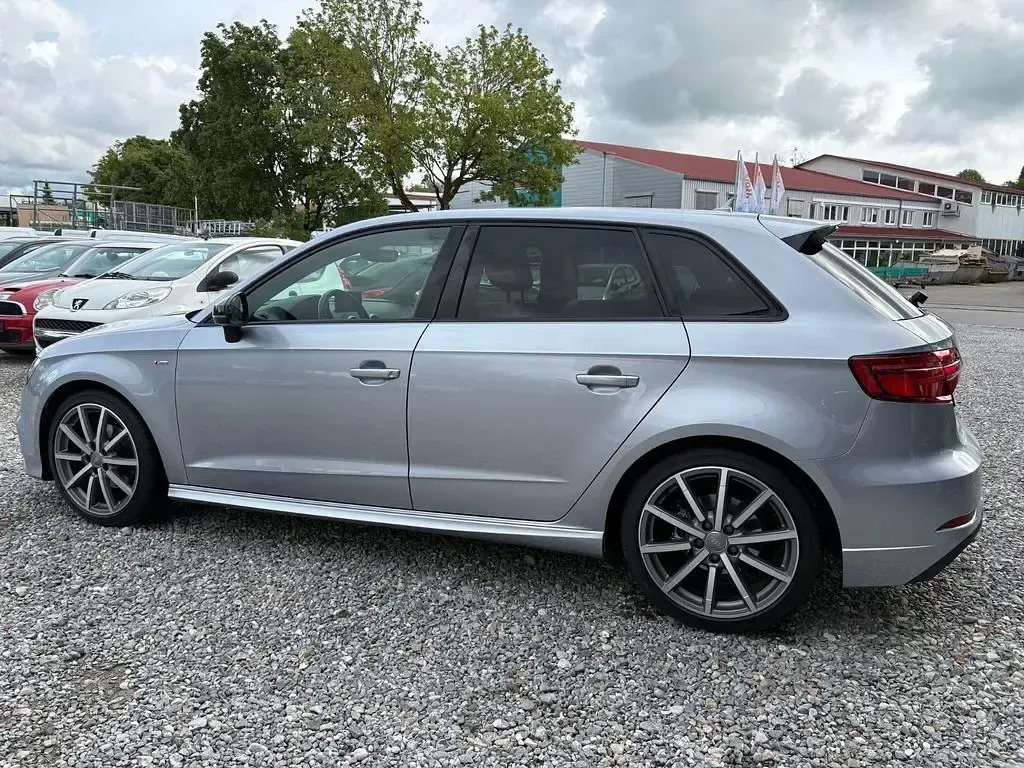 Gebraucht Audi A3 S-Line 150 PS (110 kW) 2018 Silber Limousine