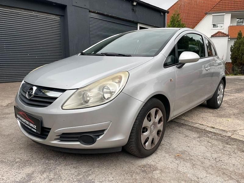 Gebraucht Opel Corsa Edition 80 PS (58 kW) 2009 Silber Limousine