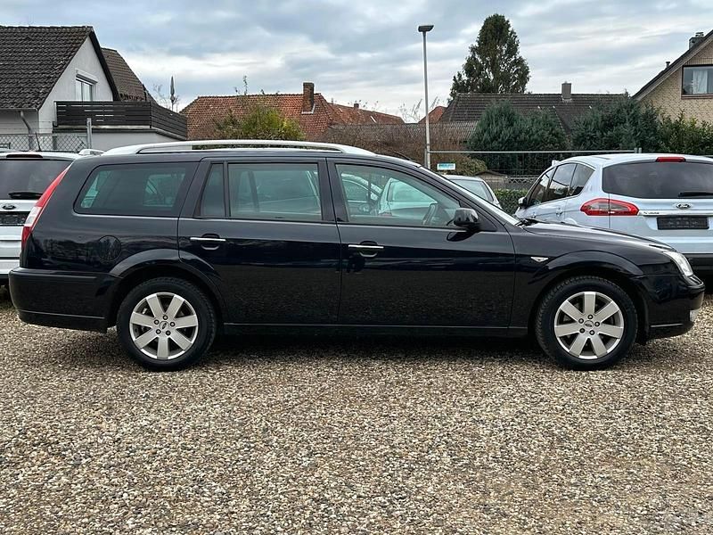 Gebraucht Ford Mondeo Titanium 125 PS (91 kW) 2007 Pantherschwarz metallic Kombi
