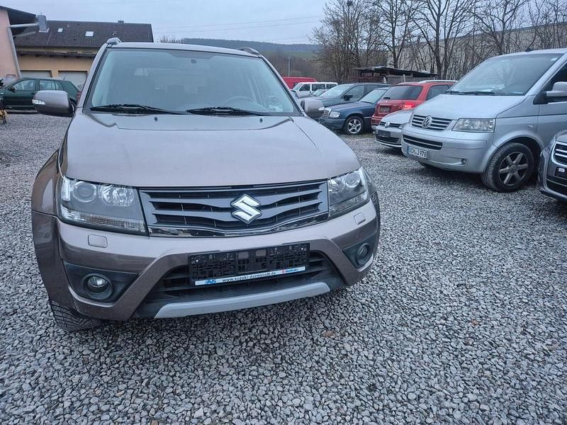 Gebraucht Suzuki Grand Vitara Comfort 169 PS (124 kW) 2012 Braun SUV