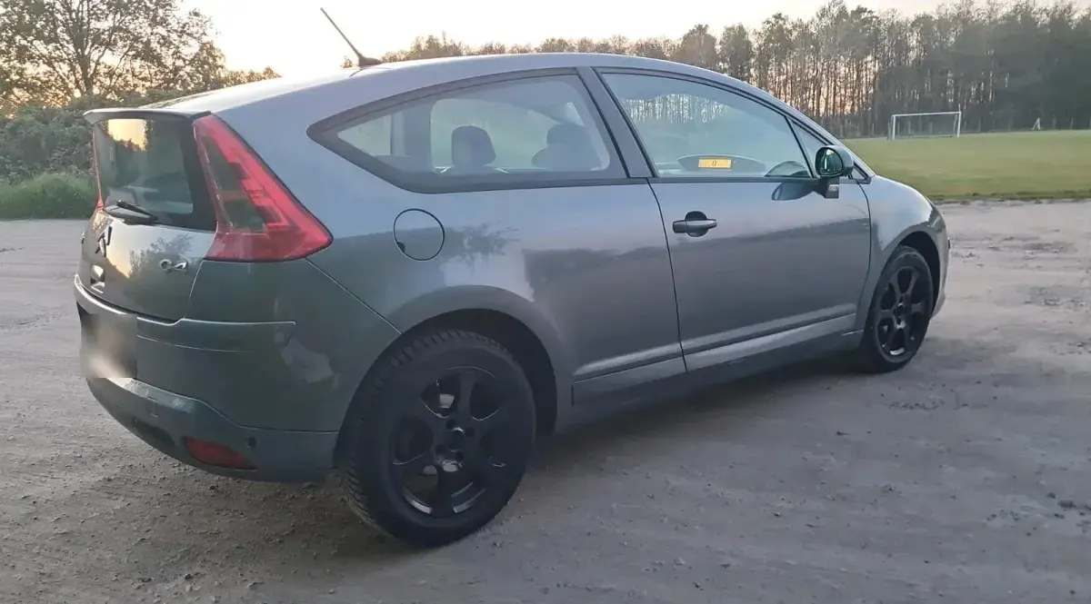 Używany Citroën C4 137 KM (100 kW) 2005 Szary Sedan/Limuzyna