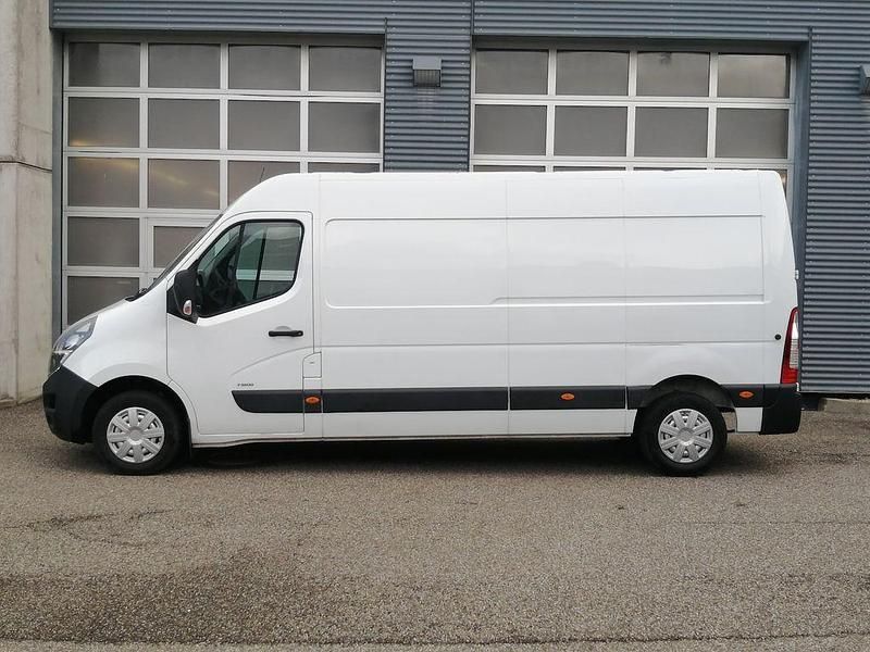 Gebraucht Opel Movano 179 PS (131 kW) 2021 Weiß Van