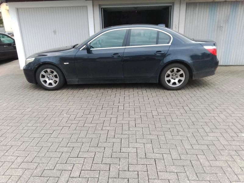Gebraucht BMW 523 177 PS (130 kW) 2006 Limousine
