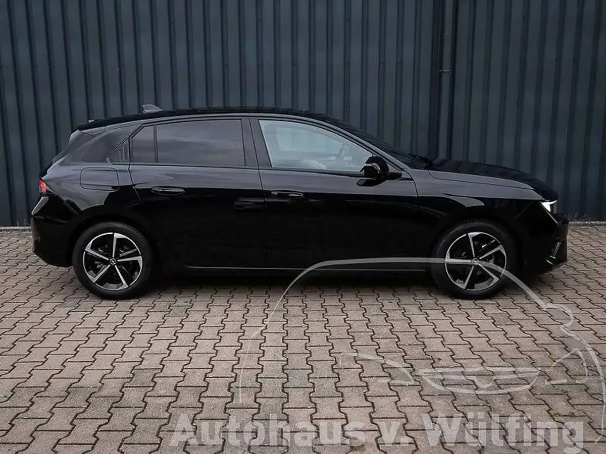 Gebraucht Opel Astra GS Line 131 PS (96 kW) 2025 Karbonschwarz Kleinwagen