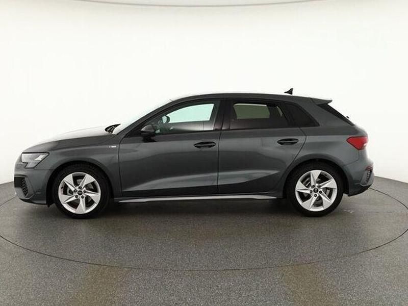 Gebraucht Audi A3 S-Line 110 PS (80 kW) 2024 Grau Limousine