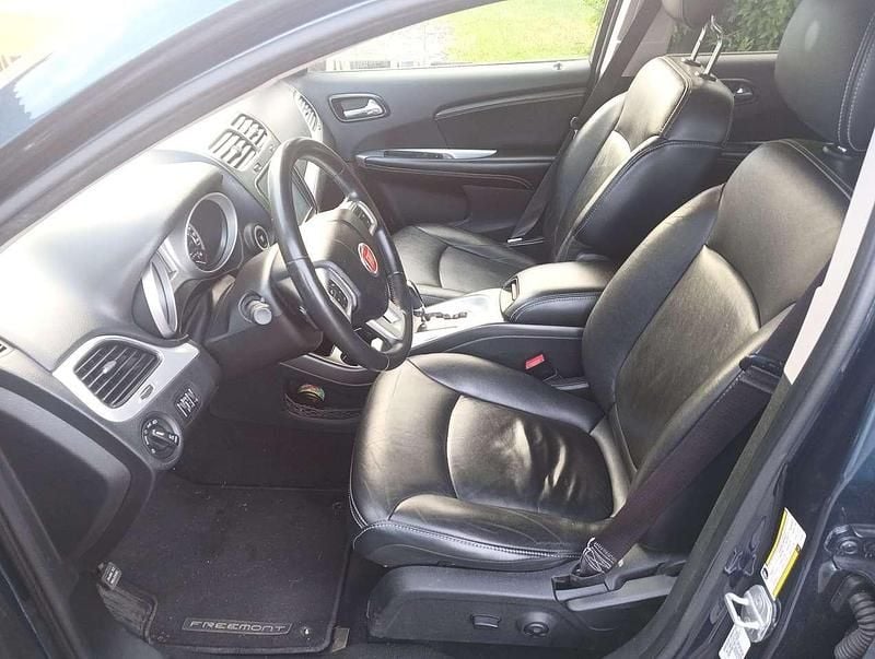 Blau Gebraucht 2013 Fiat Freemont SUV | 7.500 € (Guter Preis) - Bild 1/4