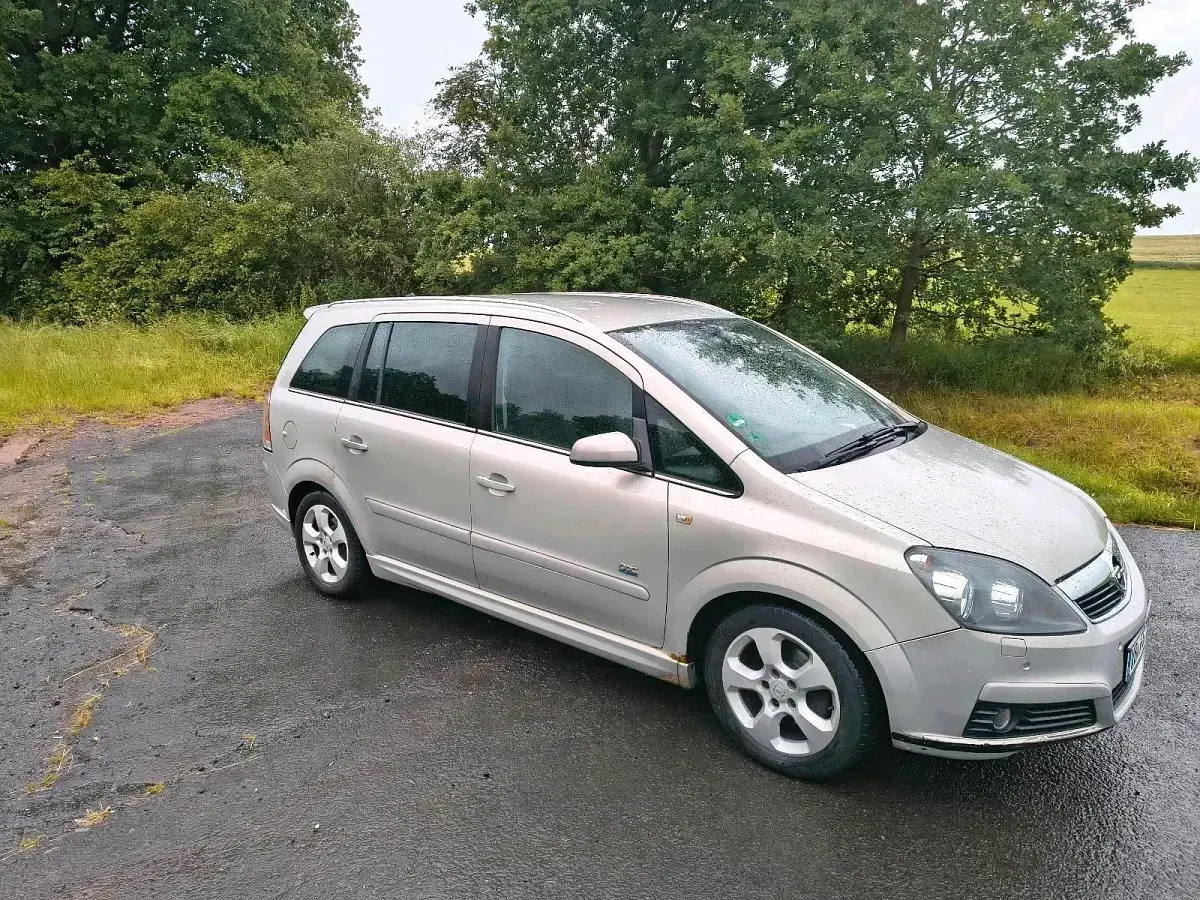 Gebraucht Opel Zafira OPC 140 PS (102 kW) 2008 Silber Van / Kleinbus