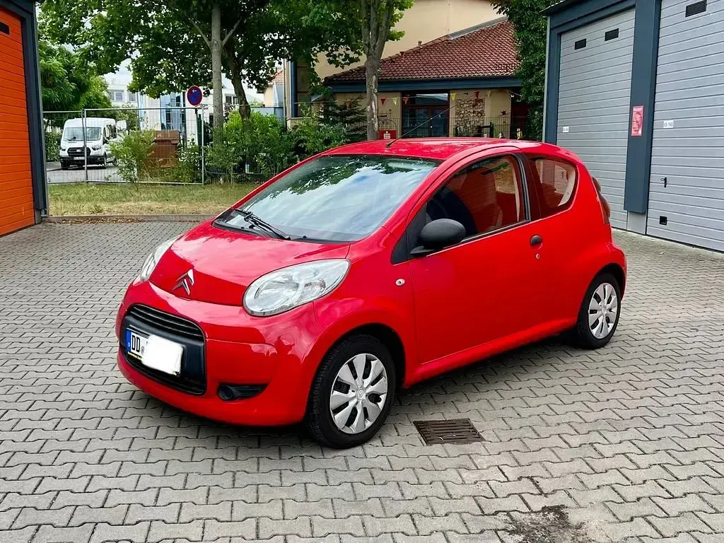Gebraucht Citroën C1 Advance 68 PS (50 kW) 2011 Rot Kleinwagen