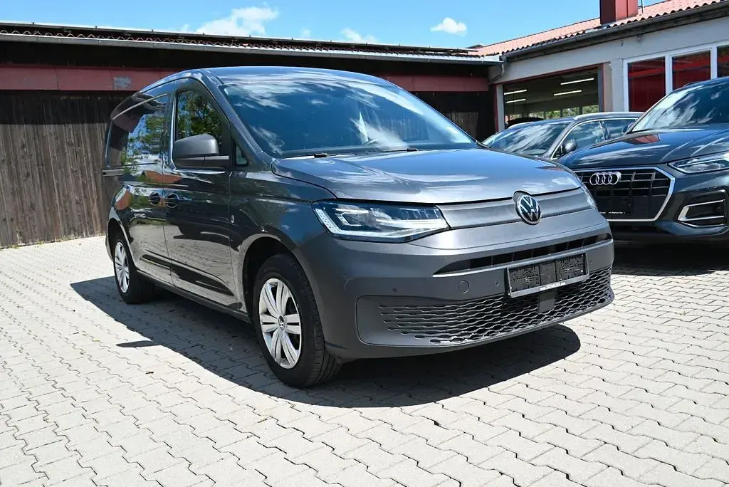 Gebraucht VW Caddy Maxi 122 PS (89 kW) 2022 Grau Van / Kleinbus