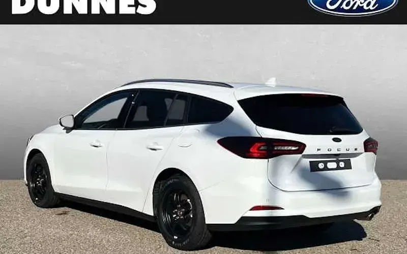 Nowe Ford Focus Titanium 116 KM (85 kW) 2026 Biały Kombi