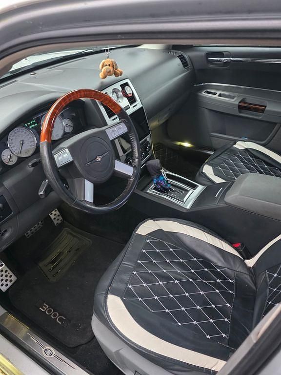Gebraucht Chrysler 300C 250 PS (183 kW) 2005 Silber Limousine