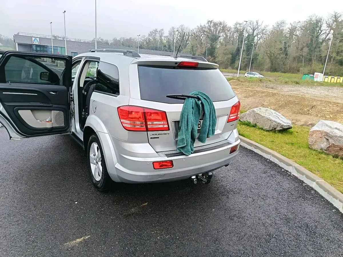 Gebraucht Dodge Journey 140 PS (102 kW) 2009 SUV