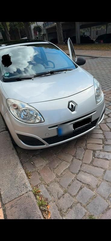 Gebraucht Renault Twingo 58 PS (42 kW) 2008 Silber Kleinwagen