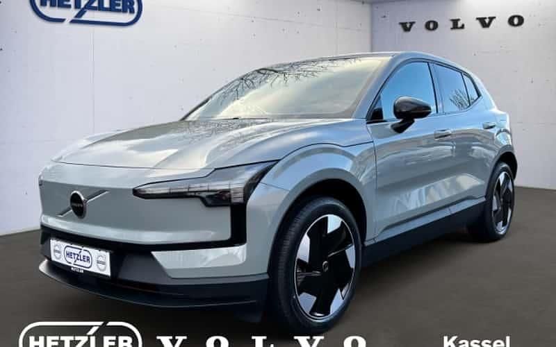 Grau Neu 2025 Volvo EX30 Plus SUV | 51.990 € - Bild 1/4